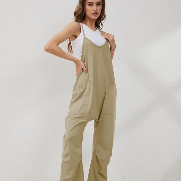 Casual Beige Cami Wide Leg Pockets Jumpsuit - Picture 2 of 7